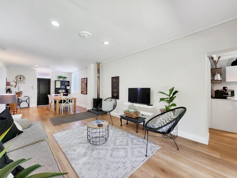 To Let 2 Bedroom Property for Rent in Rondebosch Western Cape